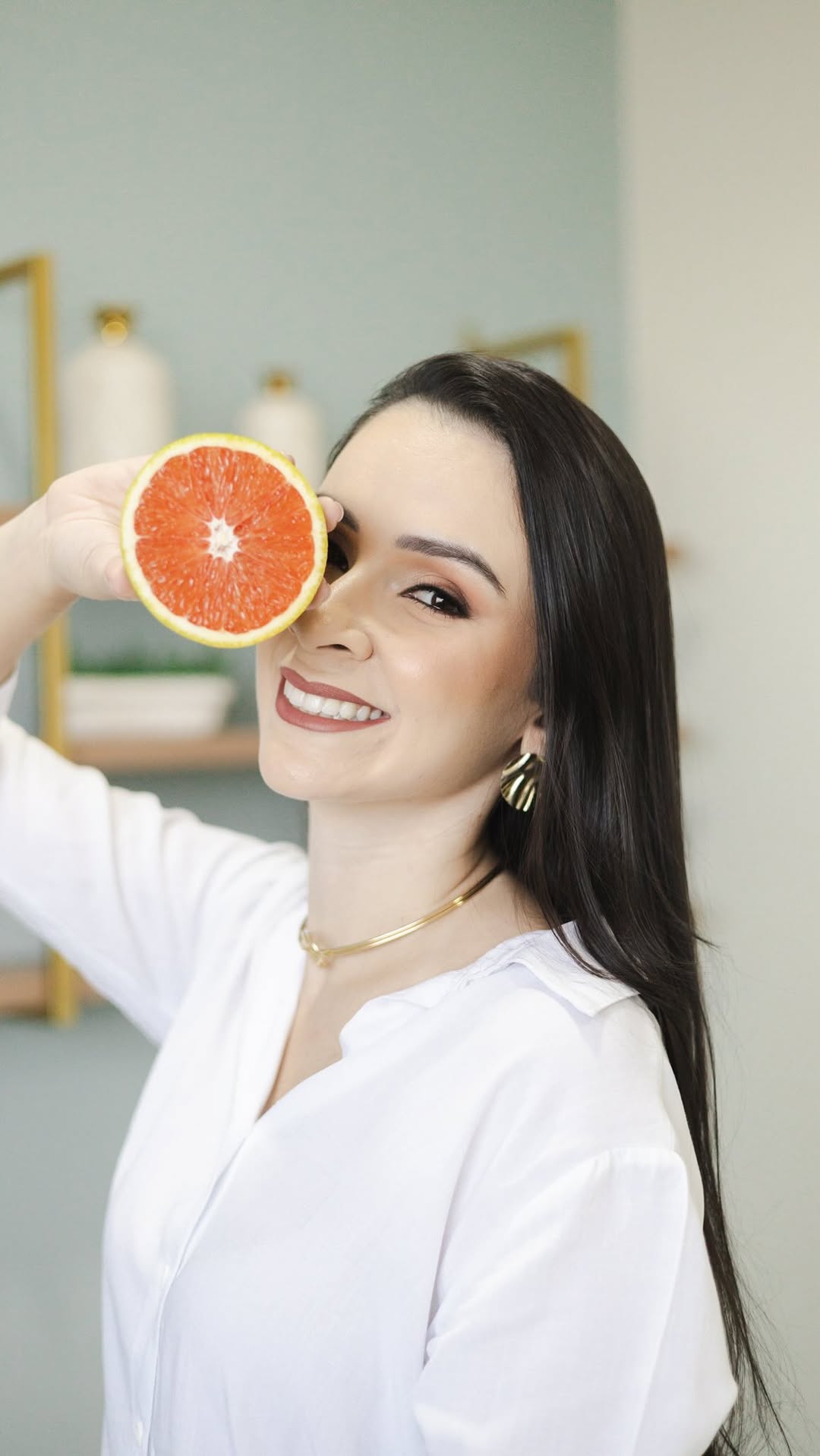 Paula D'Ambrósio Sorrindo