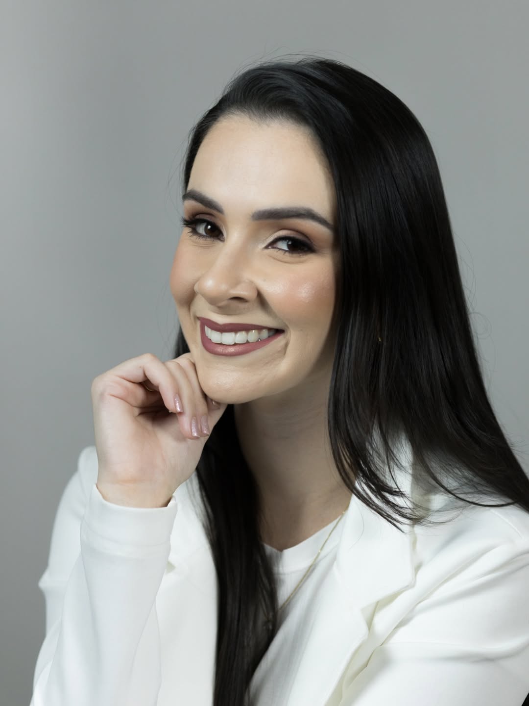 Dra. Paula D'Ambrósio em Atendimento
